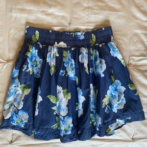 GILLY HICKS by Hollister Skirt - floral - Small